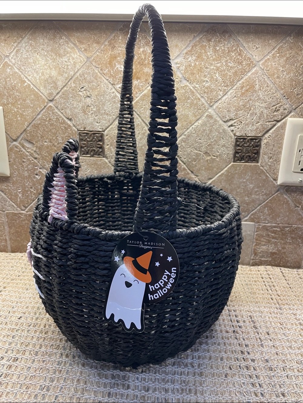 Black Cat Woven Basket with Pink Accents - Picture 4 of 11